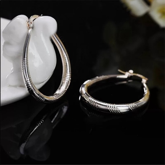 NEW 925 STERLING SILVER HOOP EARRINGS - Picture 6 of 6